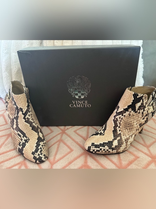 Vince Camuto Shoes - Vince Camuto Black Oil Nubuck Booties